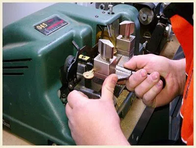 Dundee IL Locksmith Store Dundee, IL 847-802-3019 - 18-key-making